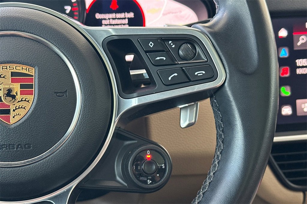 Used 2023 Porsche Cayenne Platinum Edition image 29