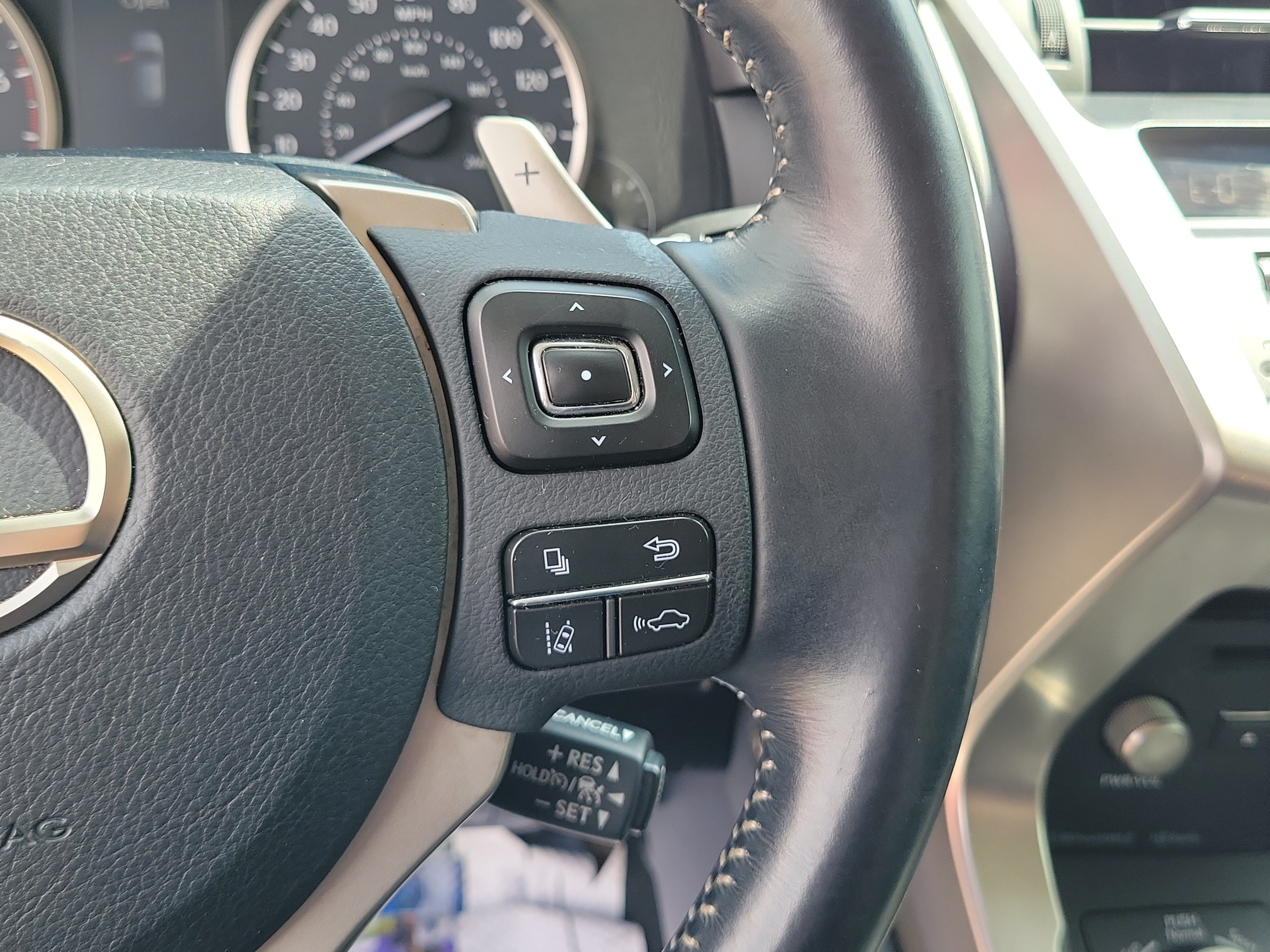 Used 2018 Lexus NX 300 AWD image 23