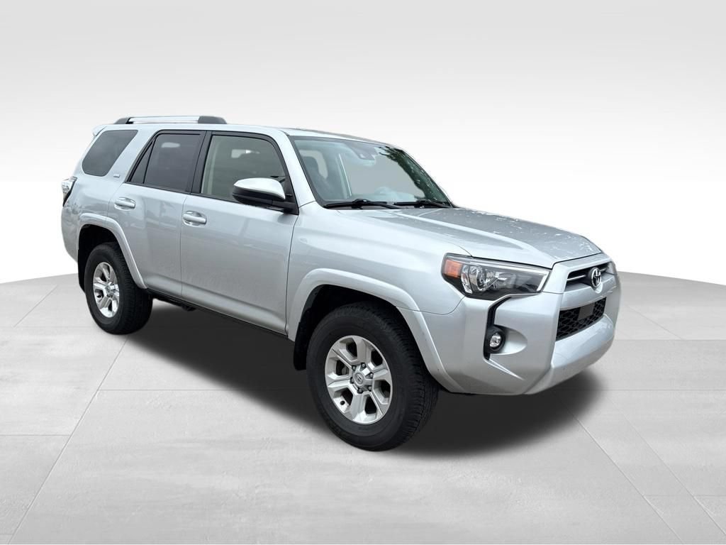 Used 2024 Toyota 4Runner SR5 RWD image 9