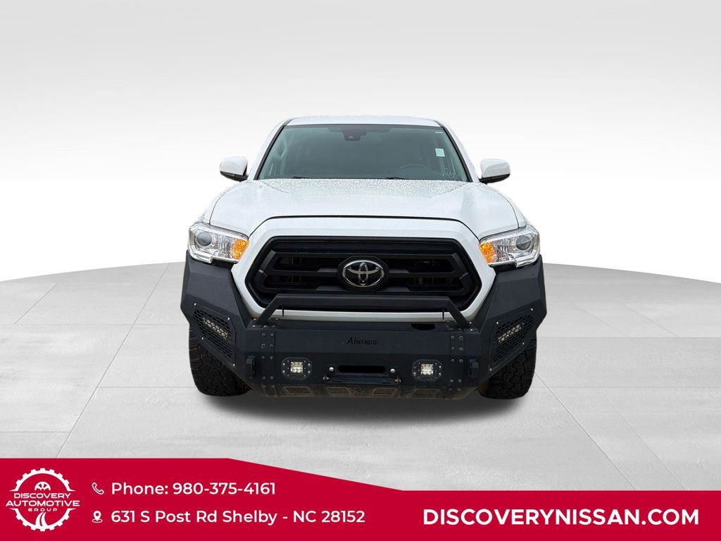 Used 2022 Toyota Tacoma SR AWD/4WD image 2