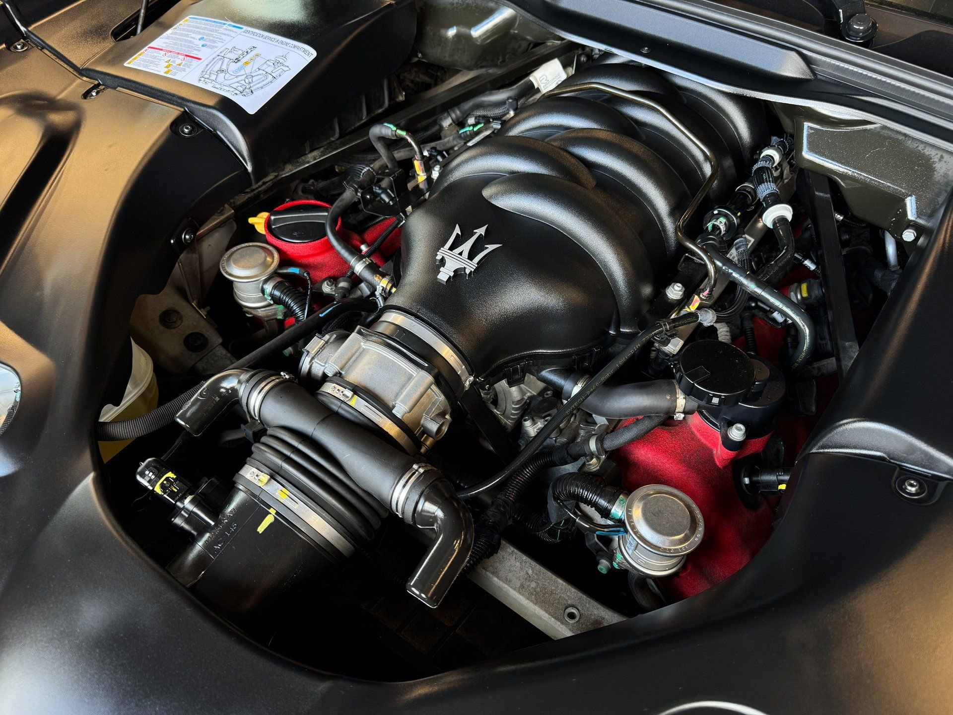 Used 2014 Maserati GranTurismo Convertible image 99