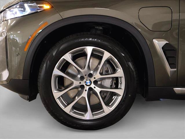 New 2026 BMW X5 xDrive50e AWD/4WD image 10
