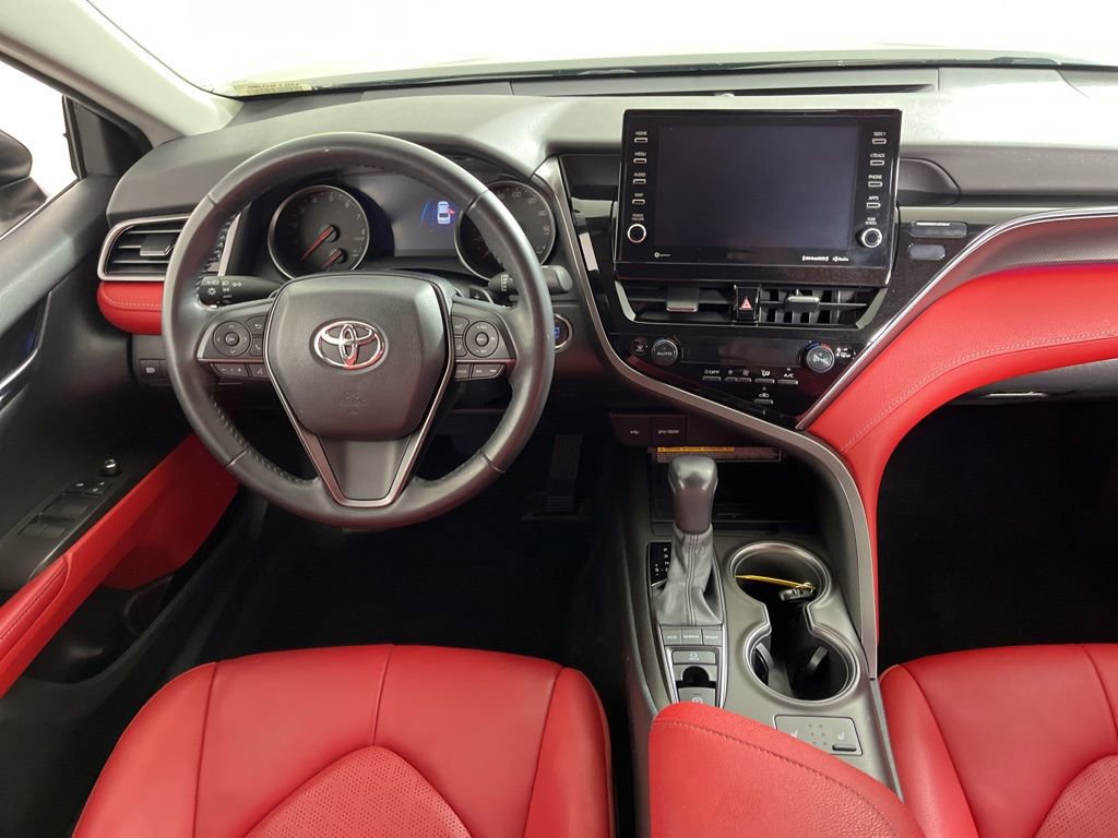 Used 2021 Toyota Camry XSE image 5
