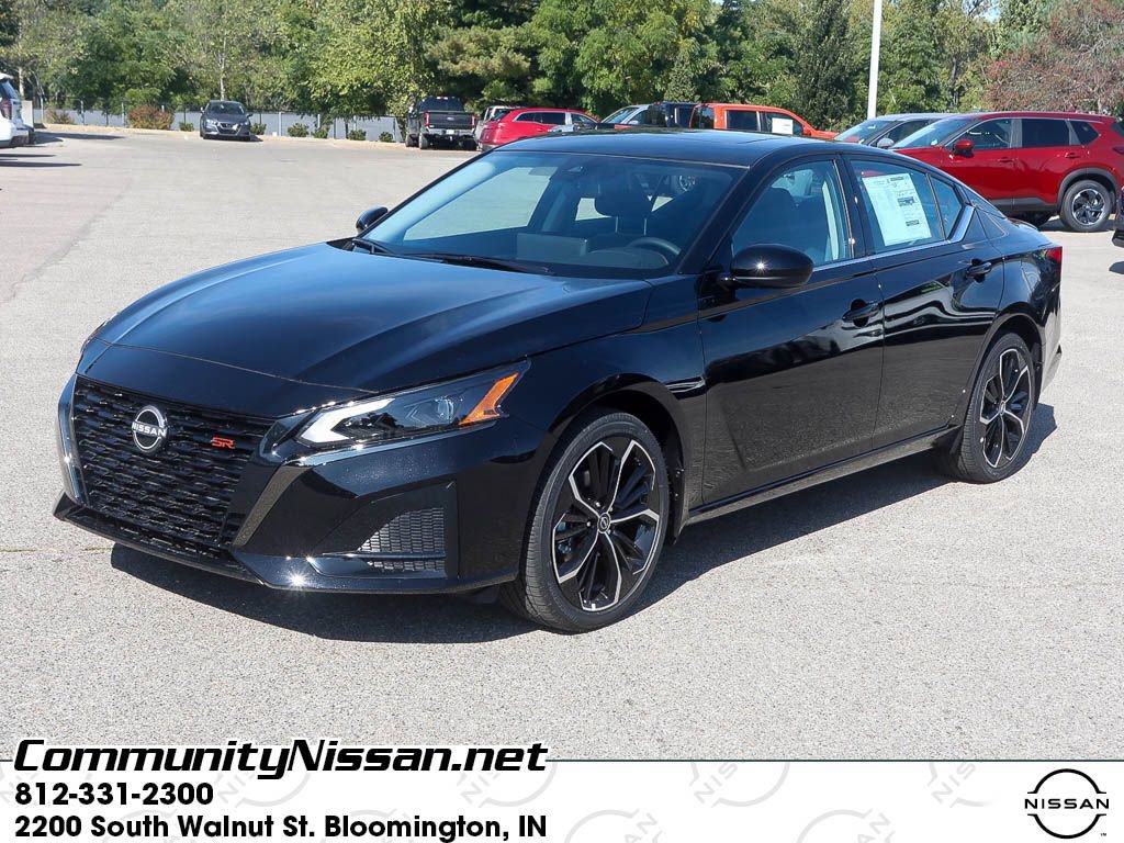 New 2025 Nissan Altima 2.5 SR w/ SR Premium Package image 2