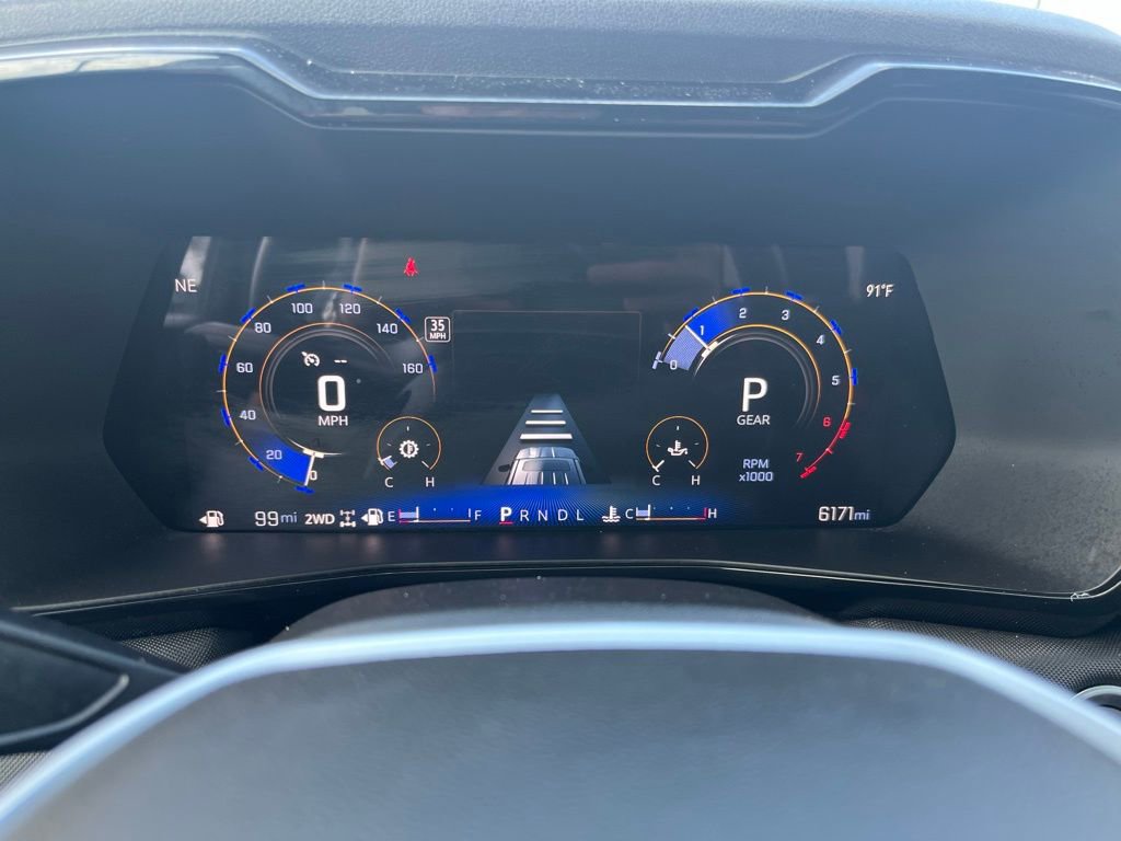 Used 2024 Chevrolet Colorado Z71 w/ Z71 Convenience Package 2 image 8