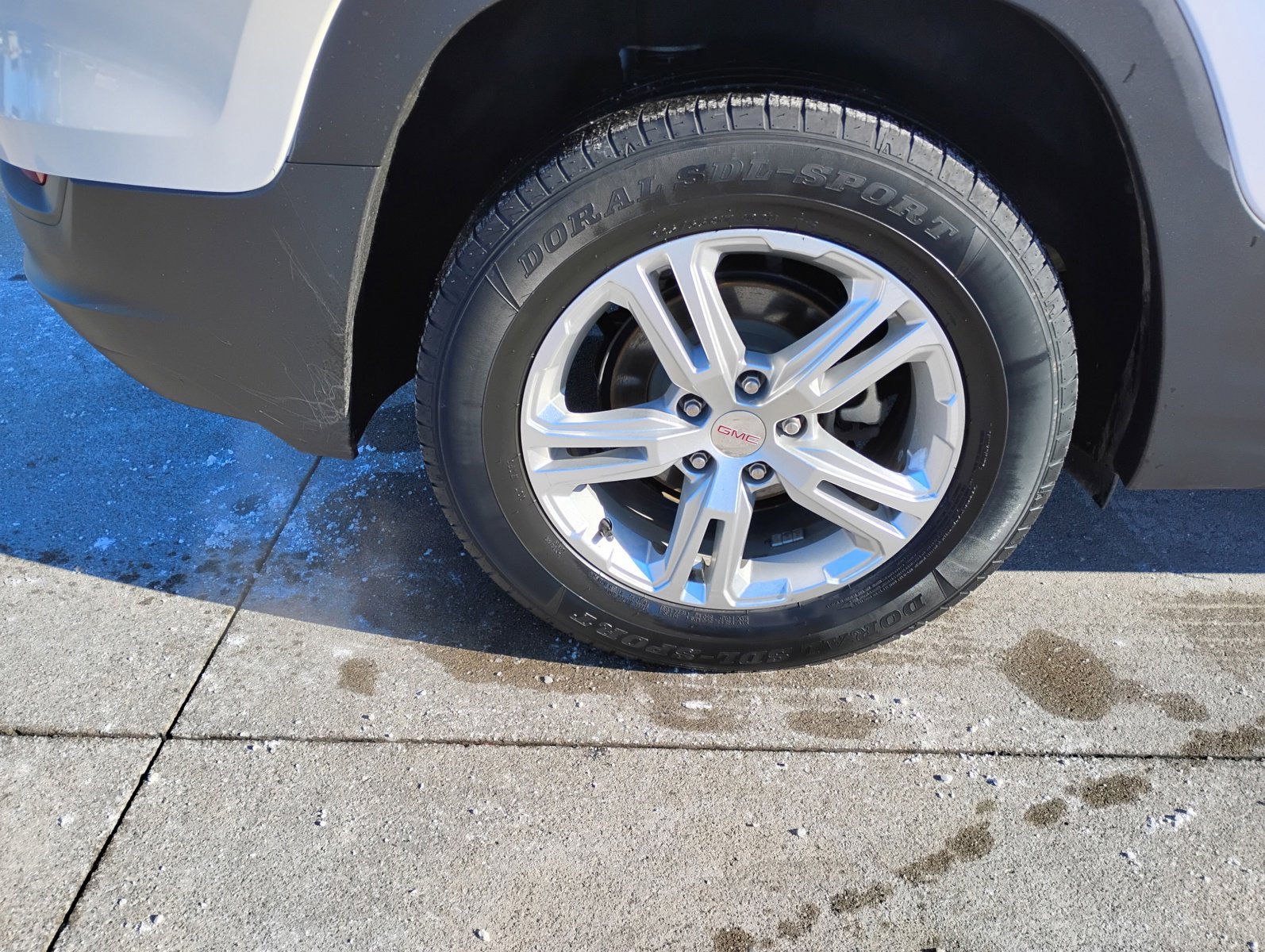 Used 2020 GMC Terrain SLE image 26