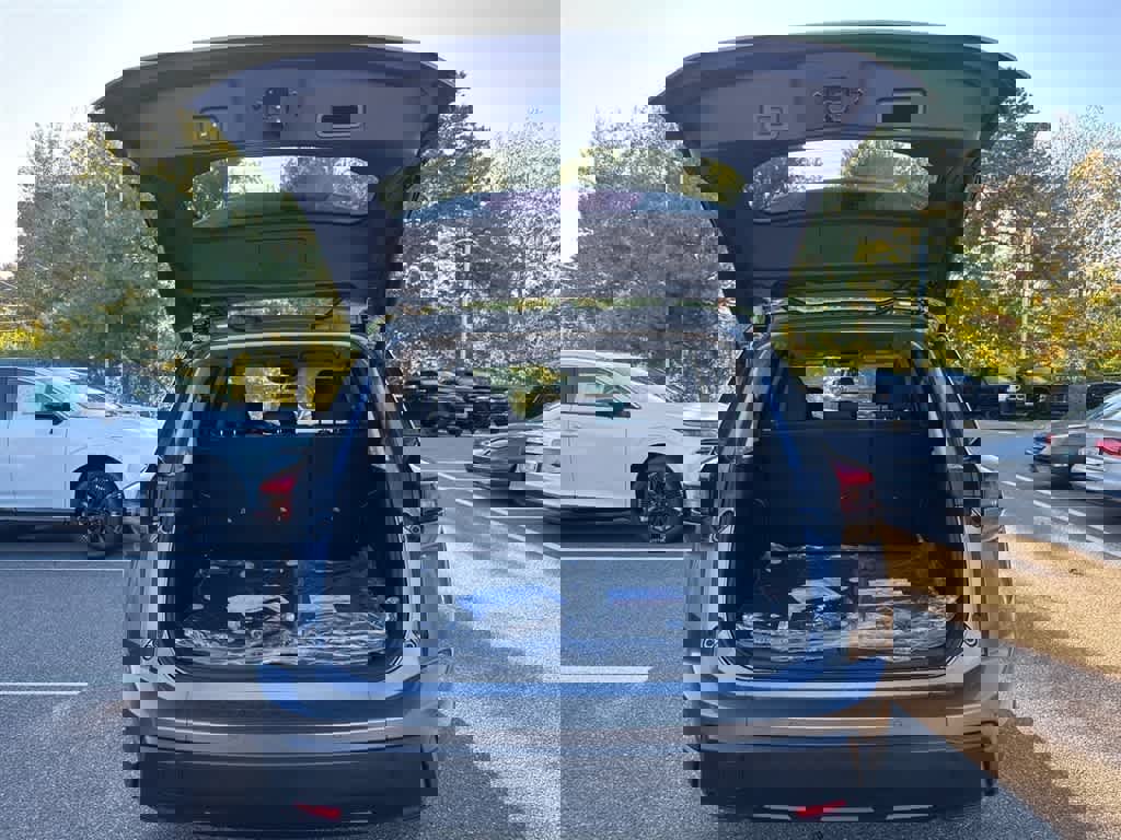 New 2026 Nissan Rogue SV image 6