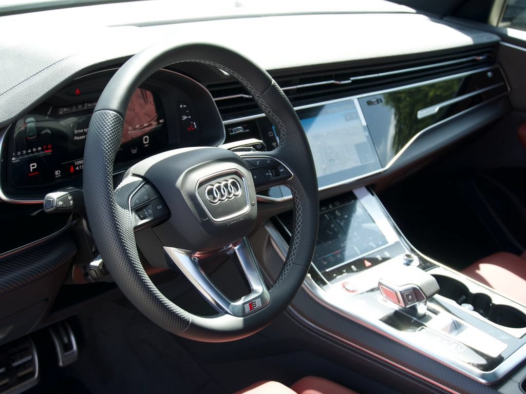 Used 2026 Audi SQ8 Premium Plus AWD/4WD image 19