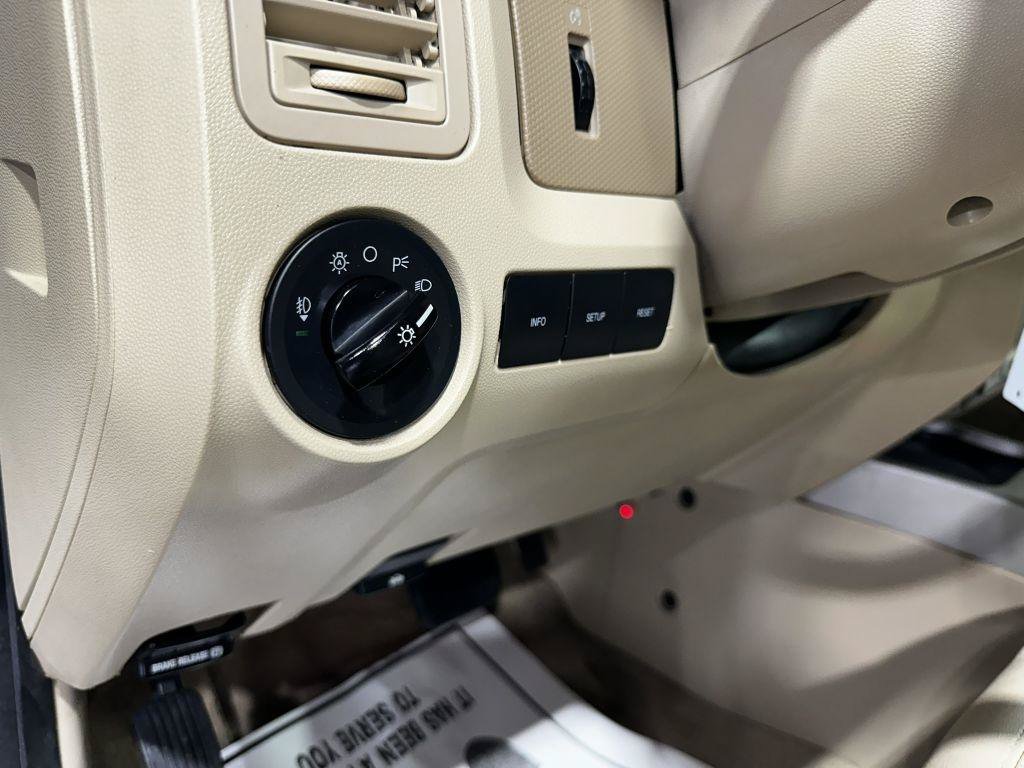 Used 2012 Ford Escape XLT FWD image 14
