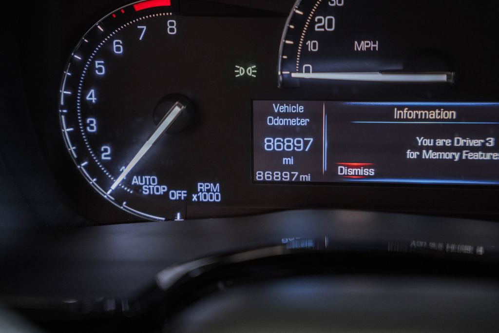 Used 2017 Cadillac XT5 Luxury image 49