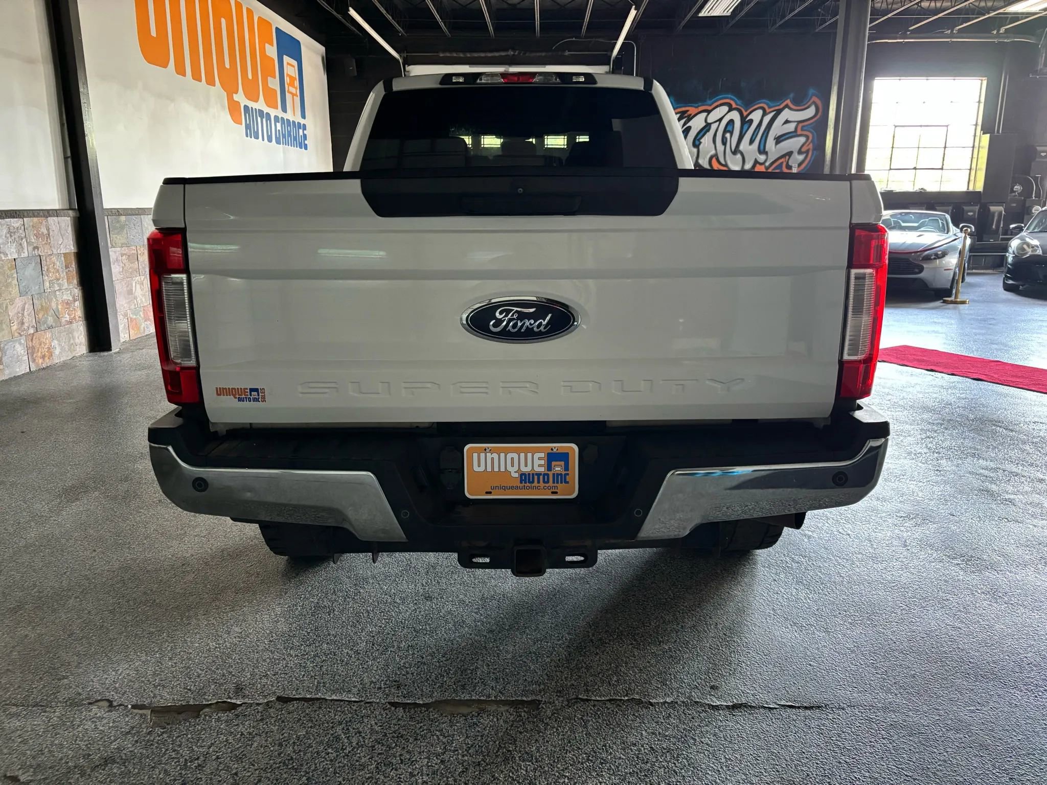 Used 2017 Ford F250 XLT w/ XLT Value Package image 6