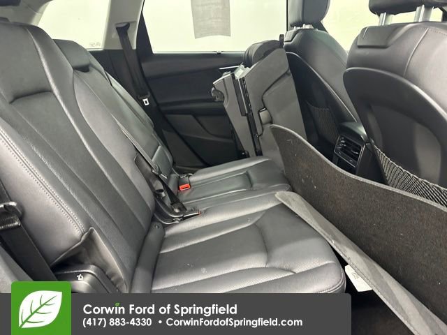 Used 2024 Audi Q7 3.0T Premium Plus image 19