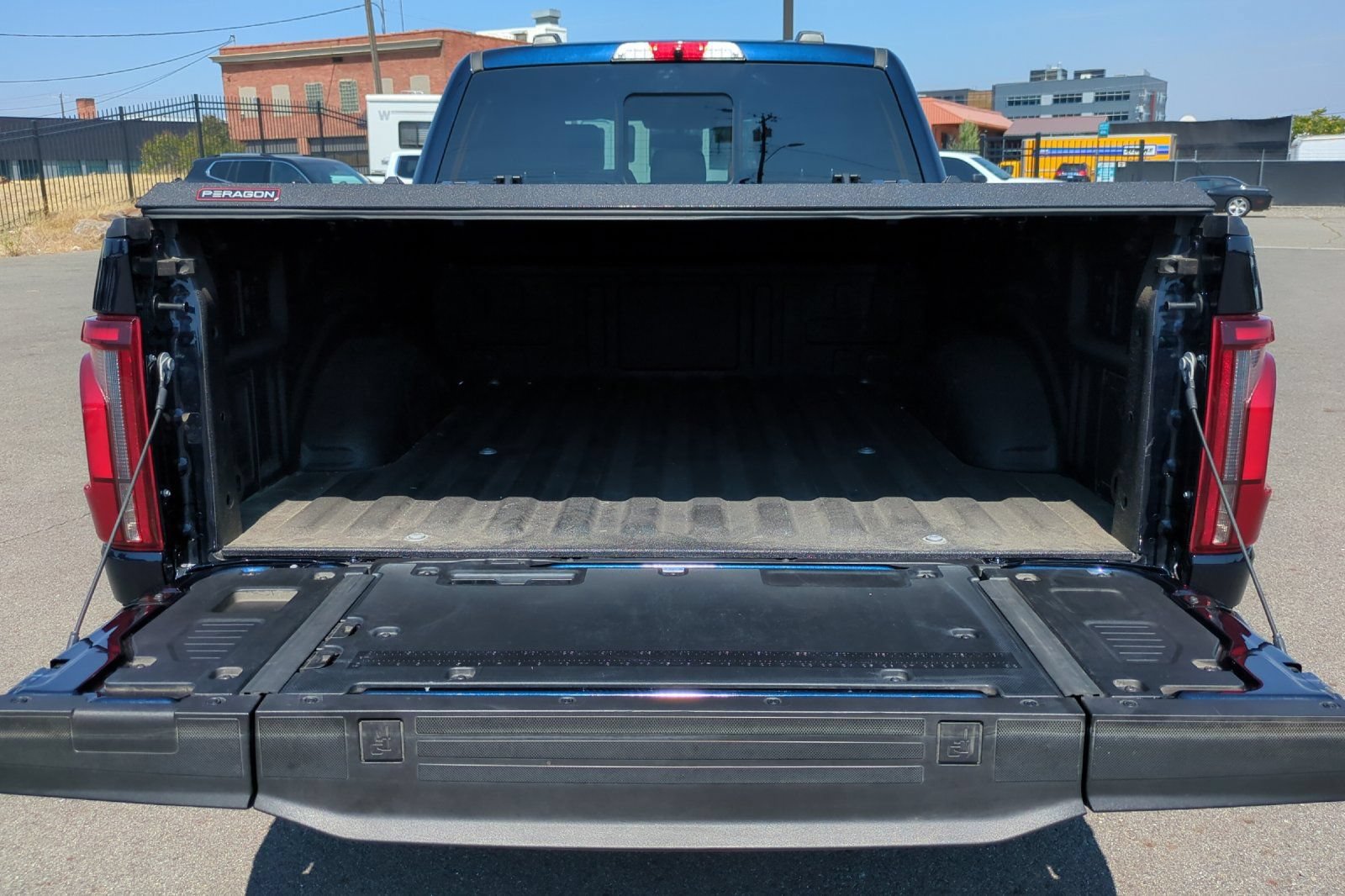 Used 2025 Ford F150 Platinum AWD/4WD image 16