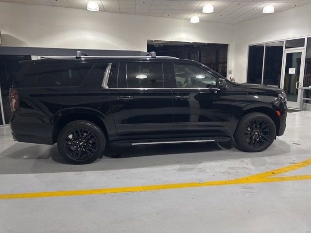 Used 2024 Chevrolet Suburban High Country w/ Max Trailering Package image 10