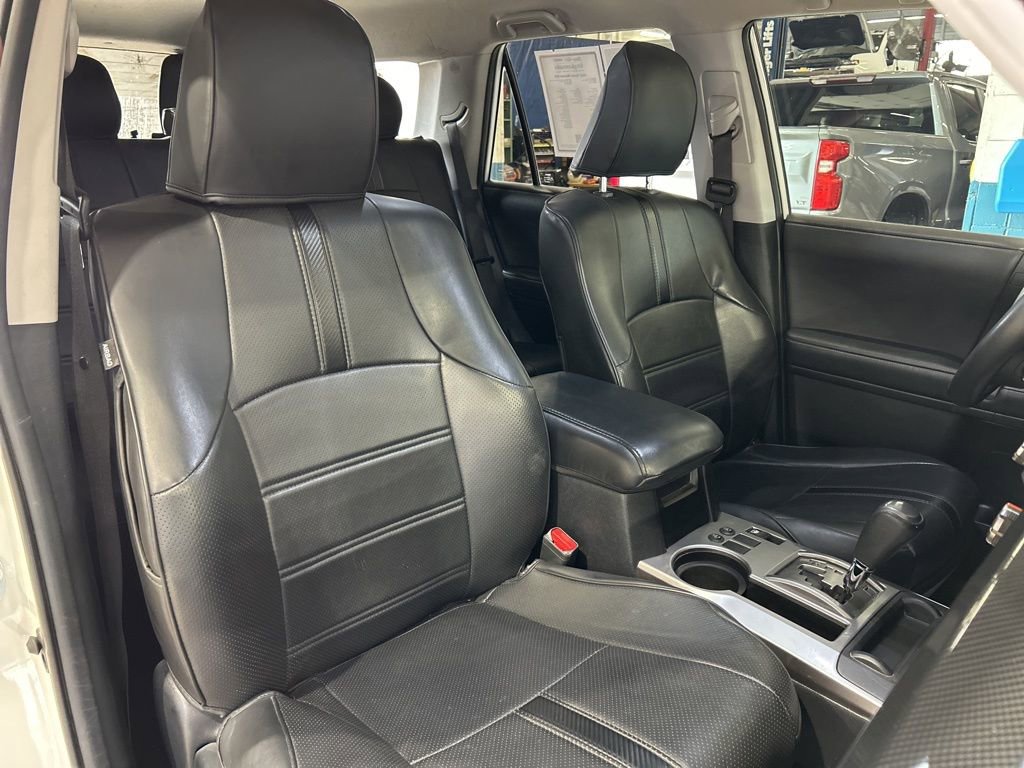 Used 2021 Toyota 4Runner SR5 image 41