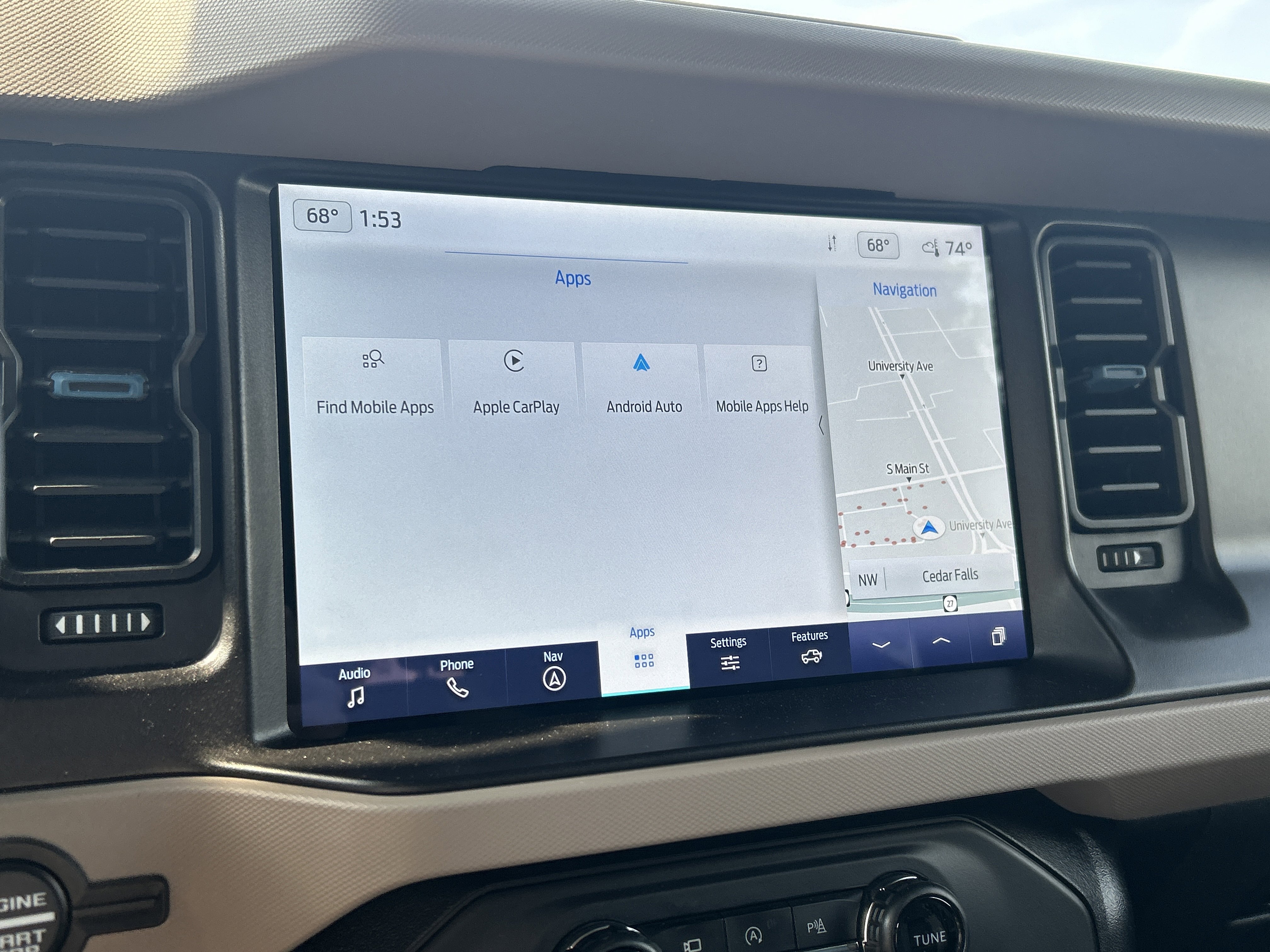 Used 2022 Ford Bronco Wildtrak image 16