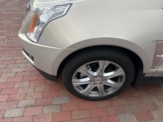 Used 2011 Cadillac SRX Premium FWD image 2