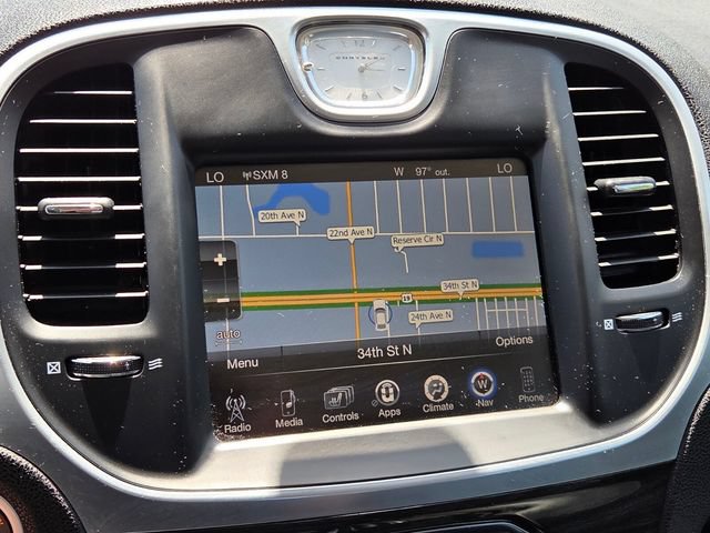 Used 2015 Chrysler 300 Limited RWD image 21