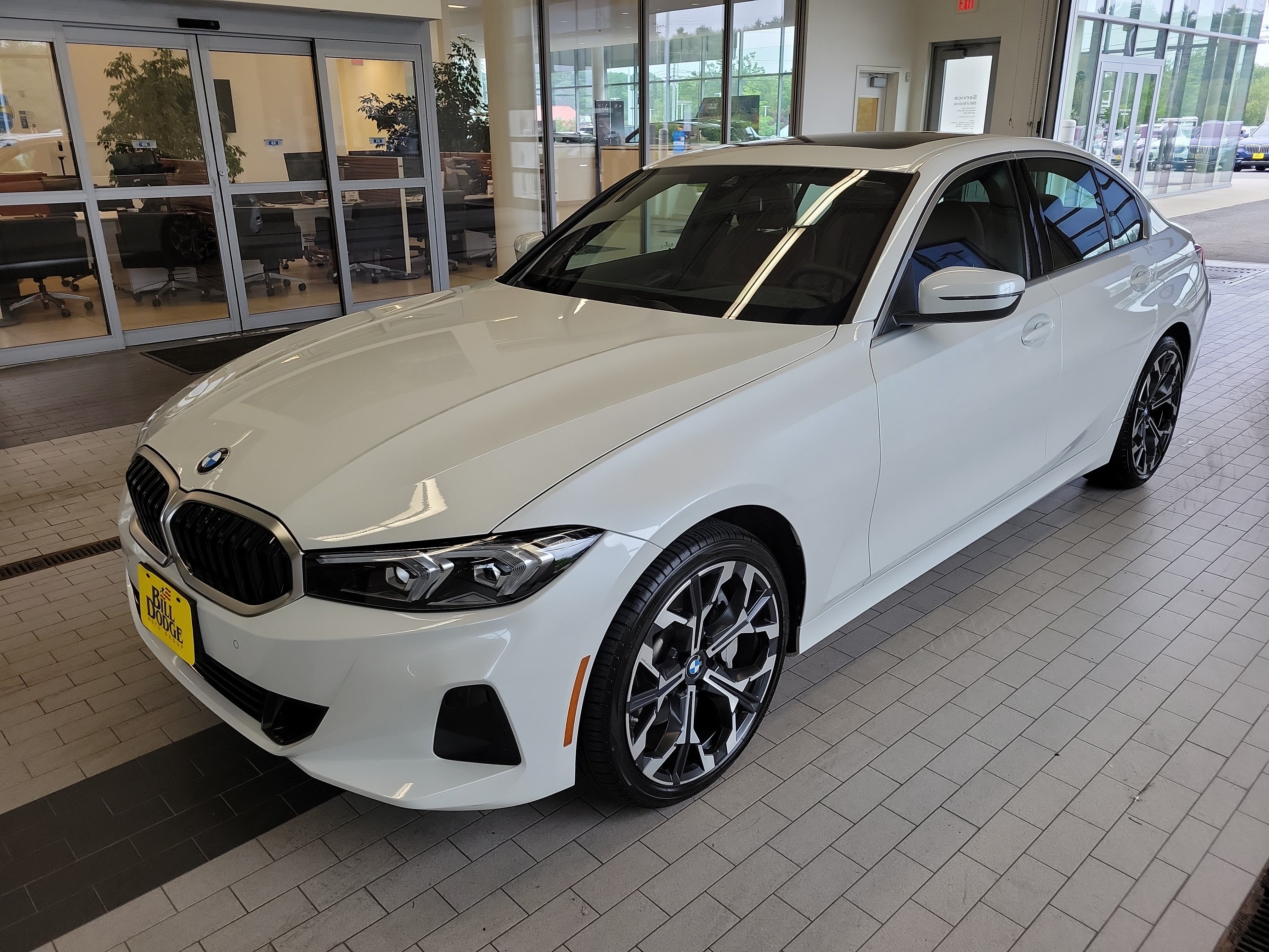 Used 2026 BMW 330i xDrive Sedan AWD/4WD video 1