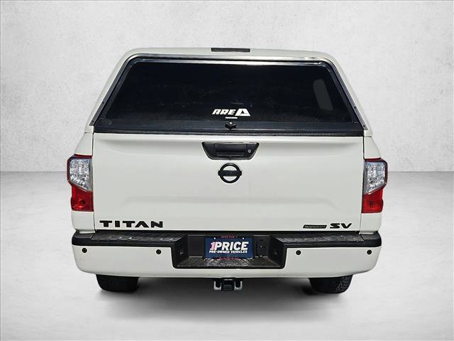 Used 2018 Nissan Titan SV w/ SV Convenience Package image 6