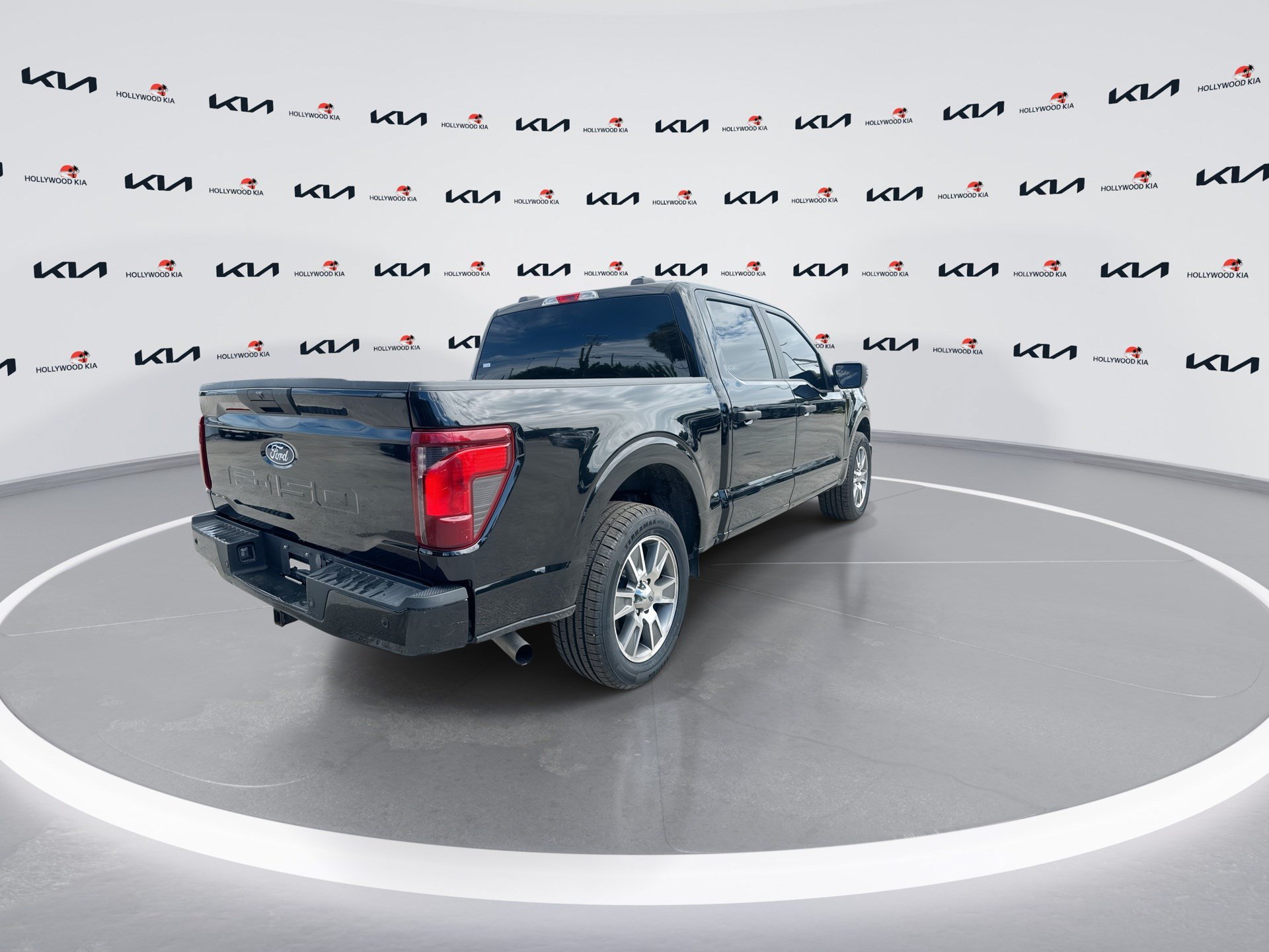 Used 2024 Ford F150 STX RWD image 8