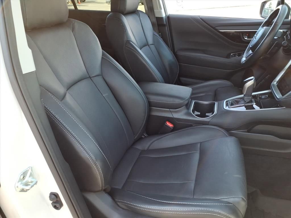 Used 2022 Subaru Outback Limited image 14