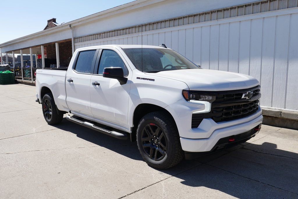 New 2026 Chevrolet Silverado 1500 RST w/ Redline Edition AWD/4WD image 2