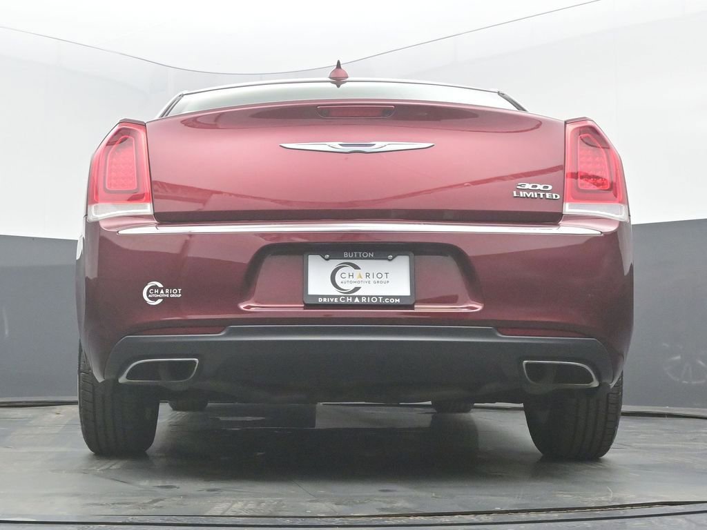 Used 2016 Chrysler 300 Limited image 48