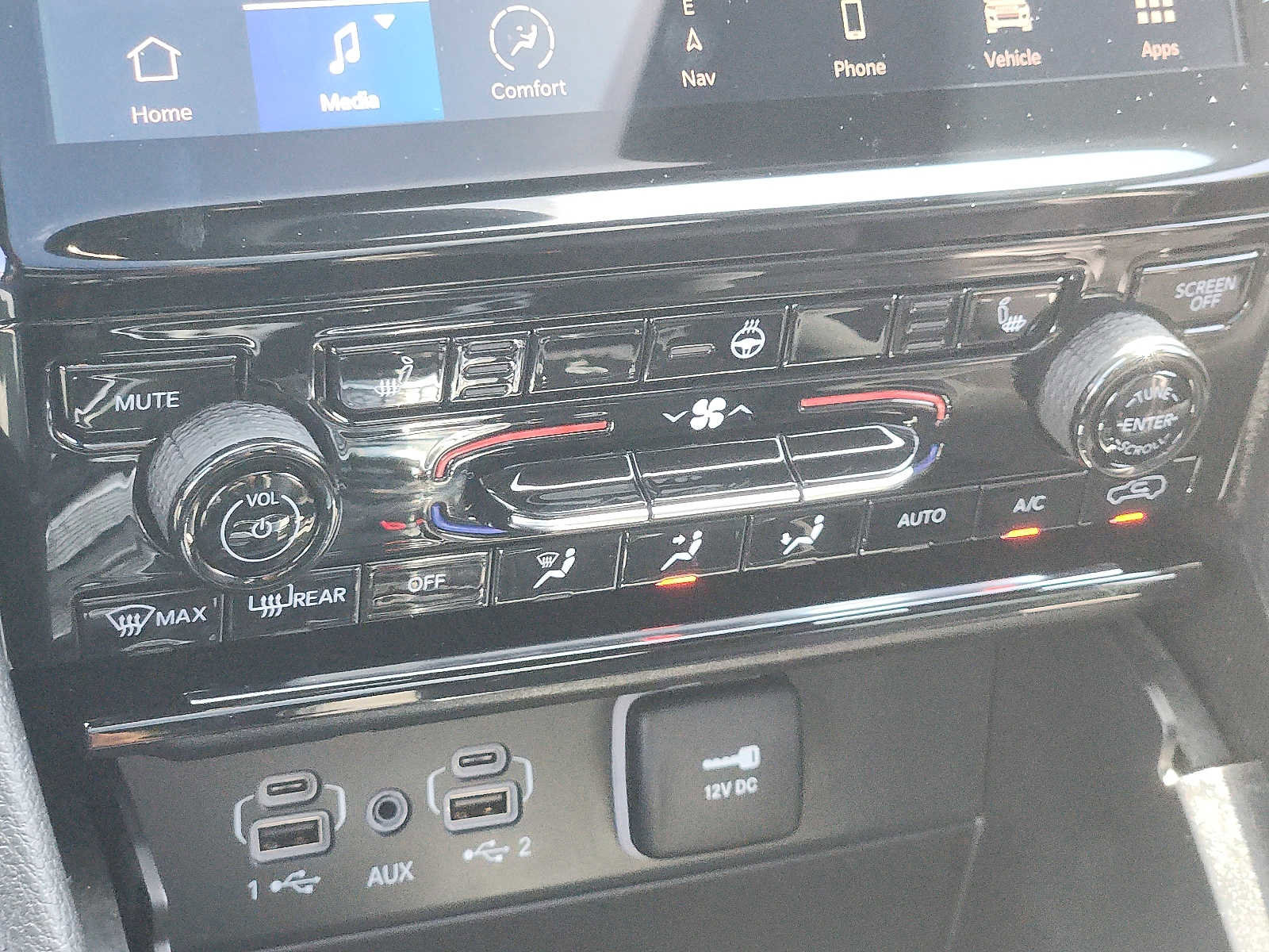 Used 2024 Jeep Grand Cherokee Limited 4xe image 16