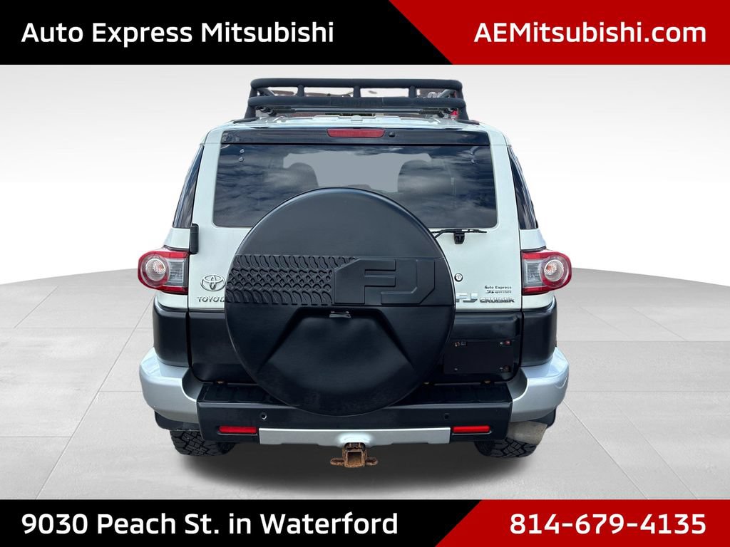Used 2014 Toyota FJ Cruiser 4WD w/ Upgrade Package image 6