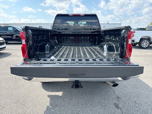 Used 2025 Chevrolet Silverado 2500 LT w/ Convenience Package AWD/4WD image 24