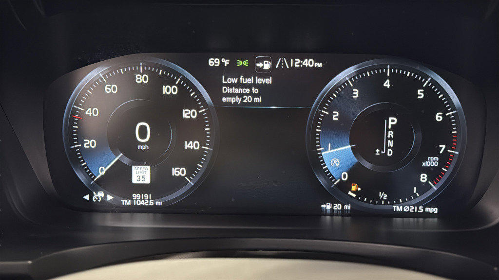 Used 2018 Volvo V90 T6 Cross Country w/ Convenience Package AWD/4WD image 23