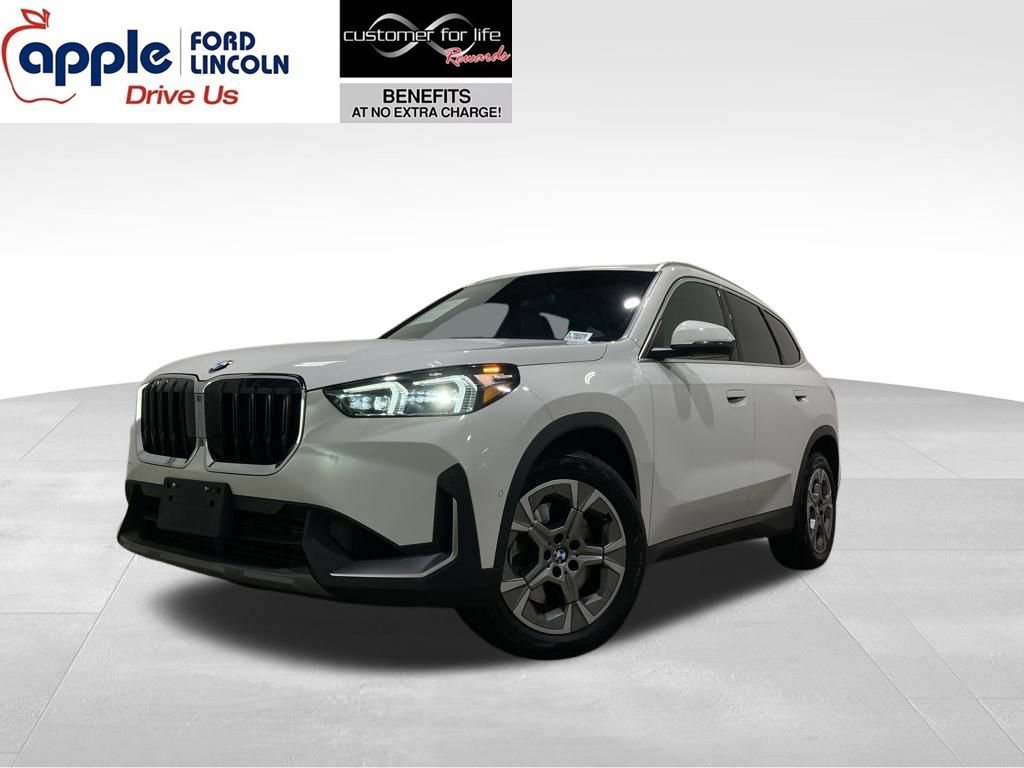 Used 2023 BMW X1 xDrive28i image 1