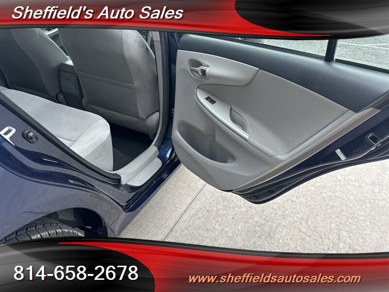 Used 2011 Toyota Corolla LE FWD image 35