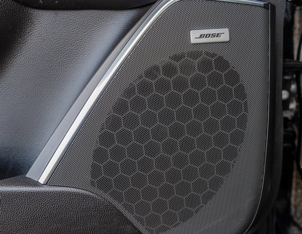 Used 2016 Cadillac Escalade Luxury image 27