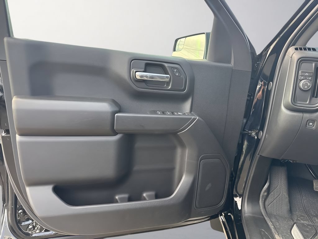 Used 2026 Chevrolet Silverado 1500 Custom RWD image 24