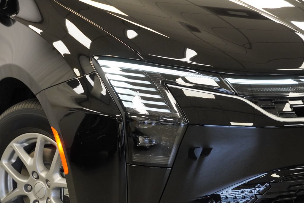 New 2027 Chrysler Pacifica Select FWD image 5