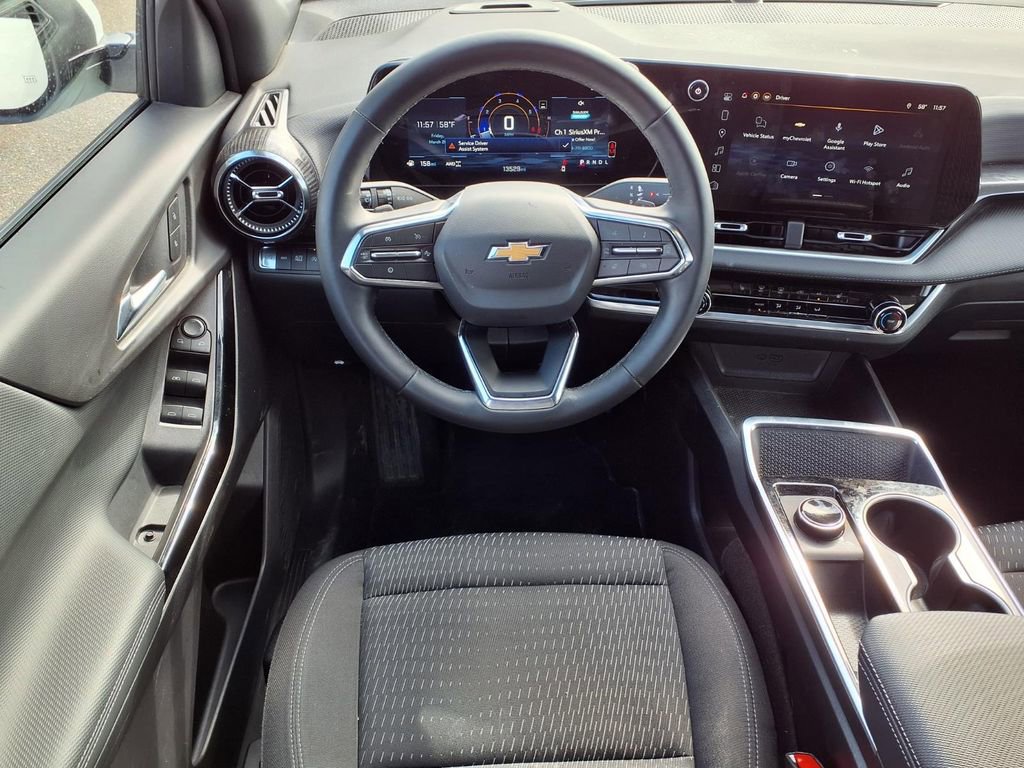 Used 2026 Chevrolet Equinox LT image 11