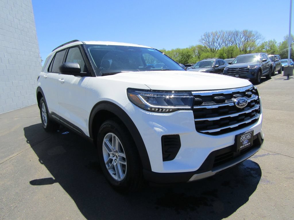 New 2026 Ford Explorer Active AWD/4WD image 11