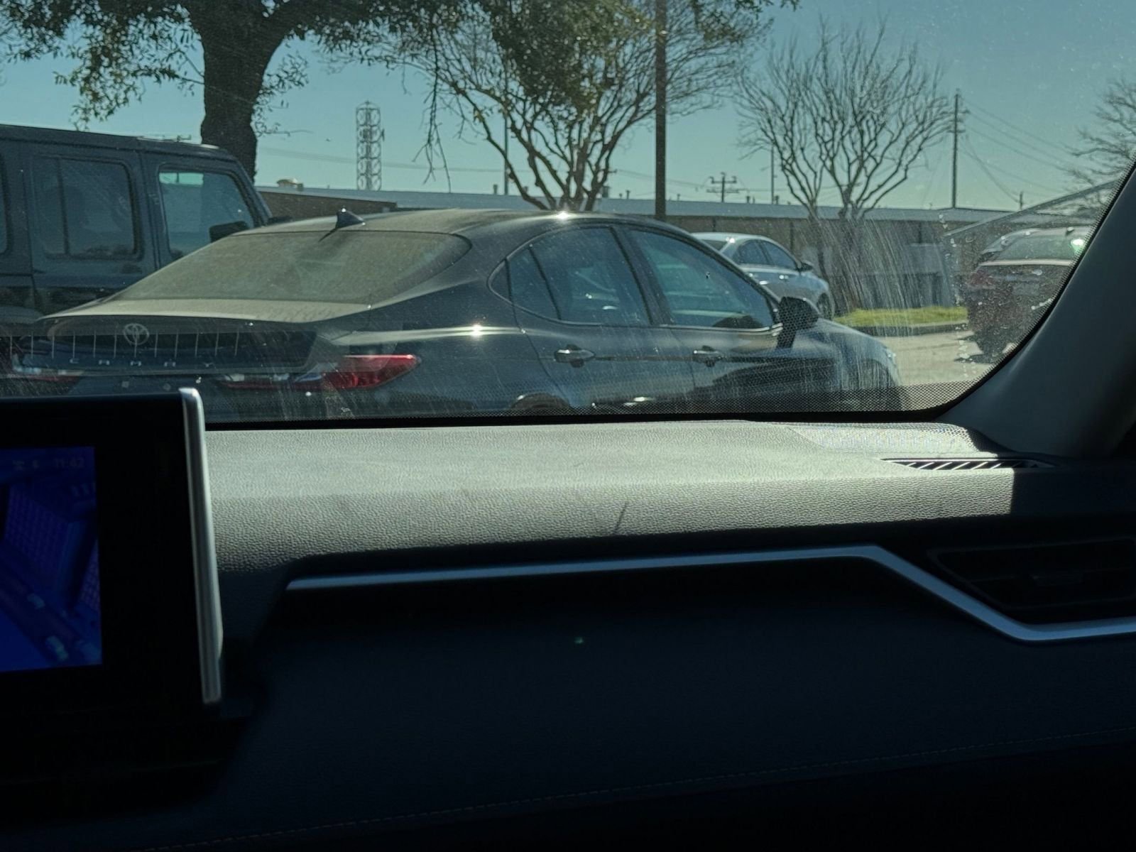 Used 2025 Toyota RAV4 LE image 35