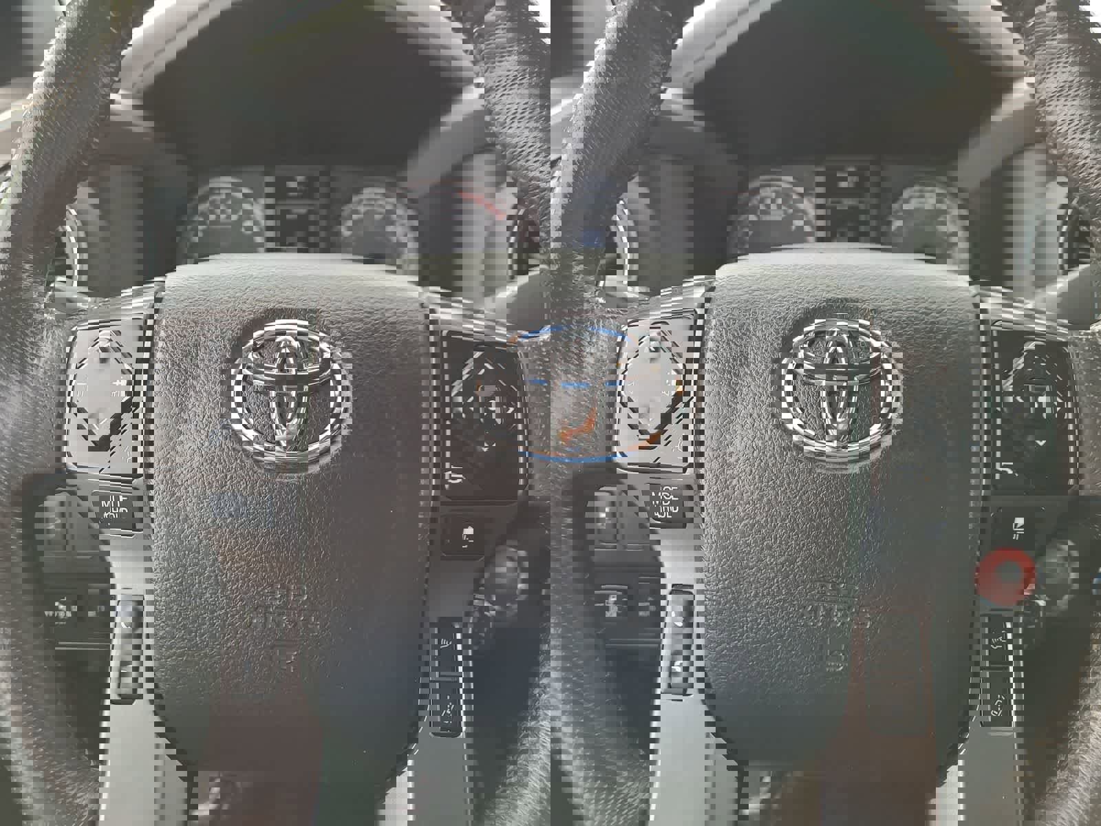 Used 2022 Toyota Tacoma TRD Sport w/ Technology Package image 23