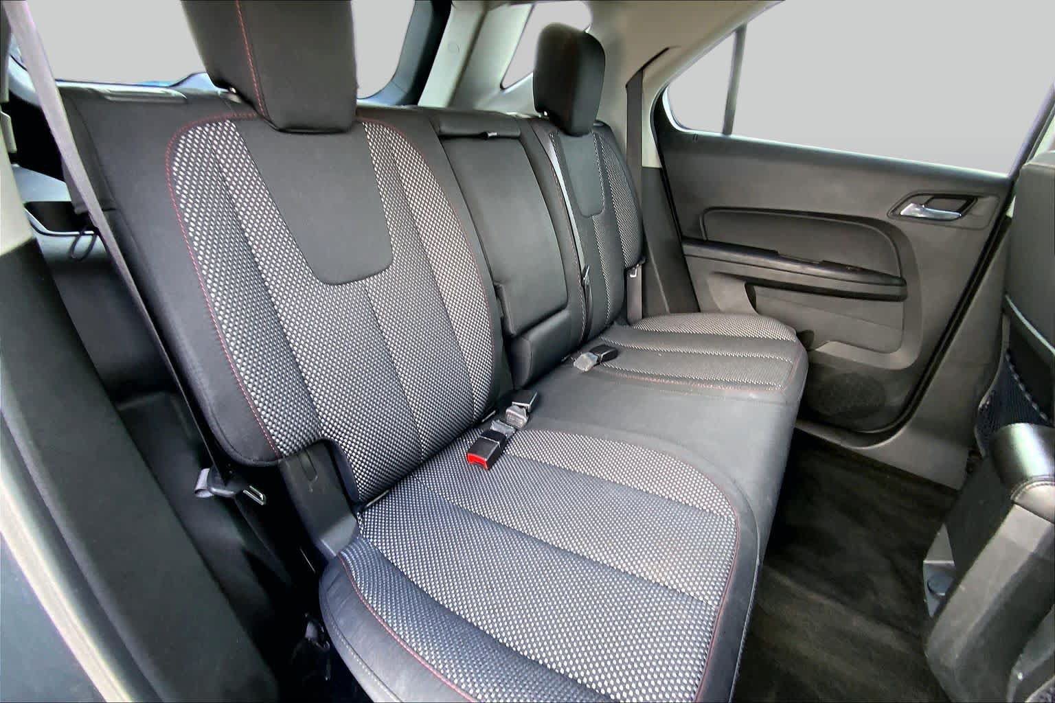 Used 2017 Chevrolet Equinox LS FWD image 18