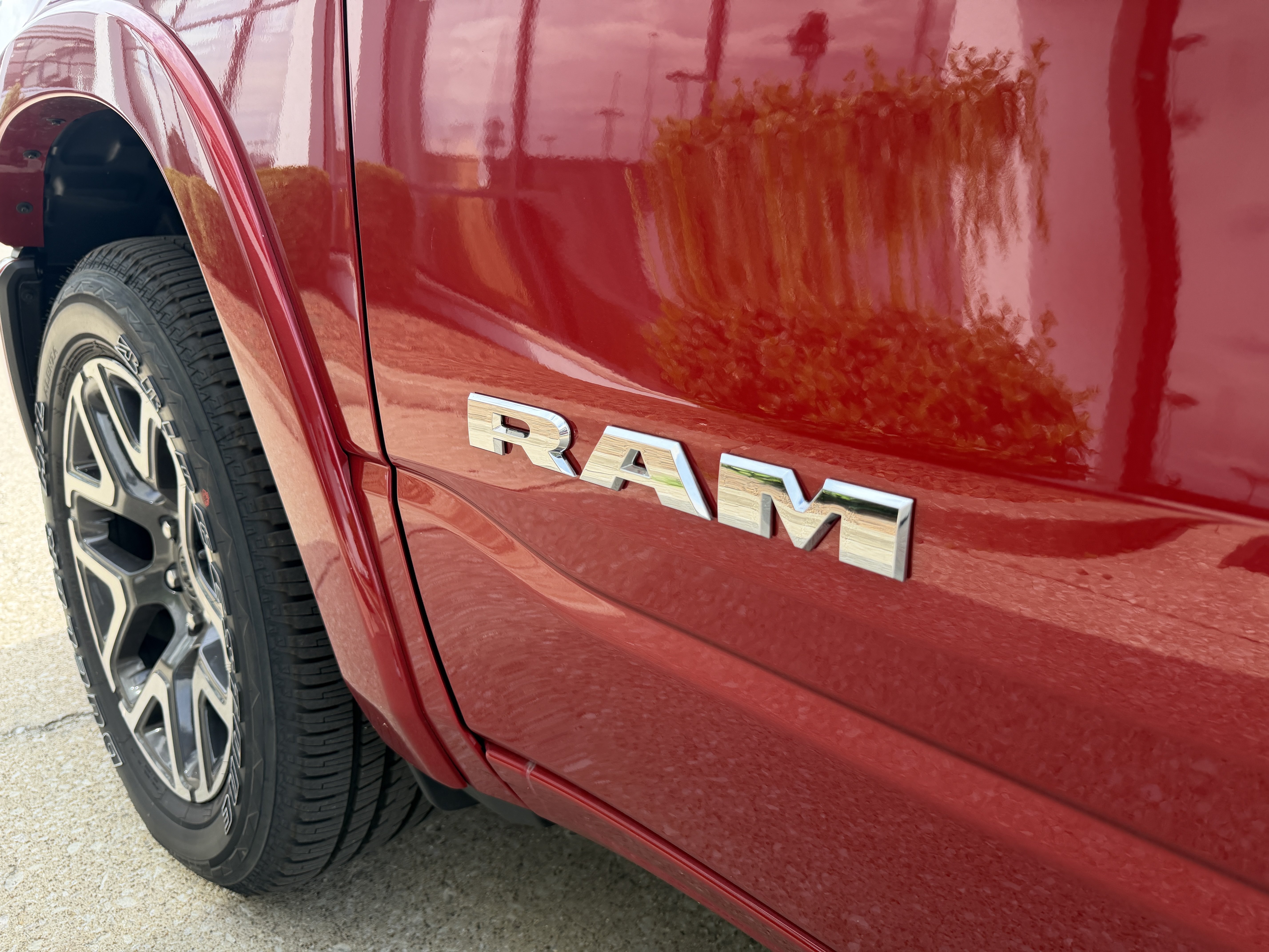 New 2026 RAM 1500 Laramie w/ Sport Appearance Package AWD/4WD image 16