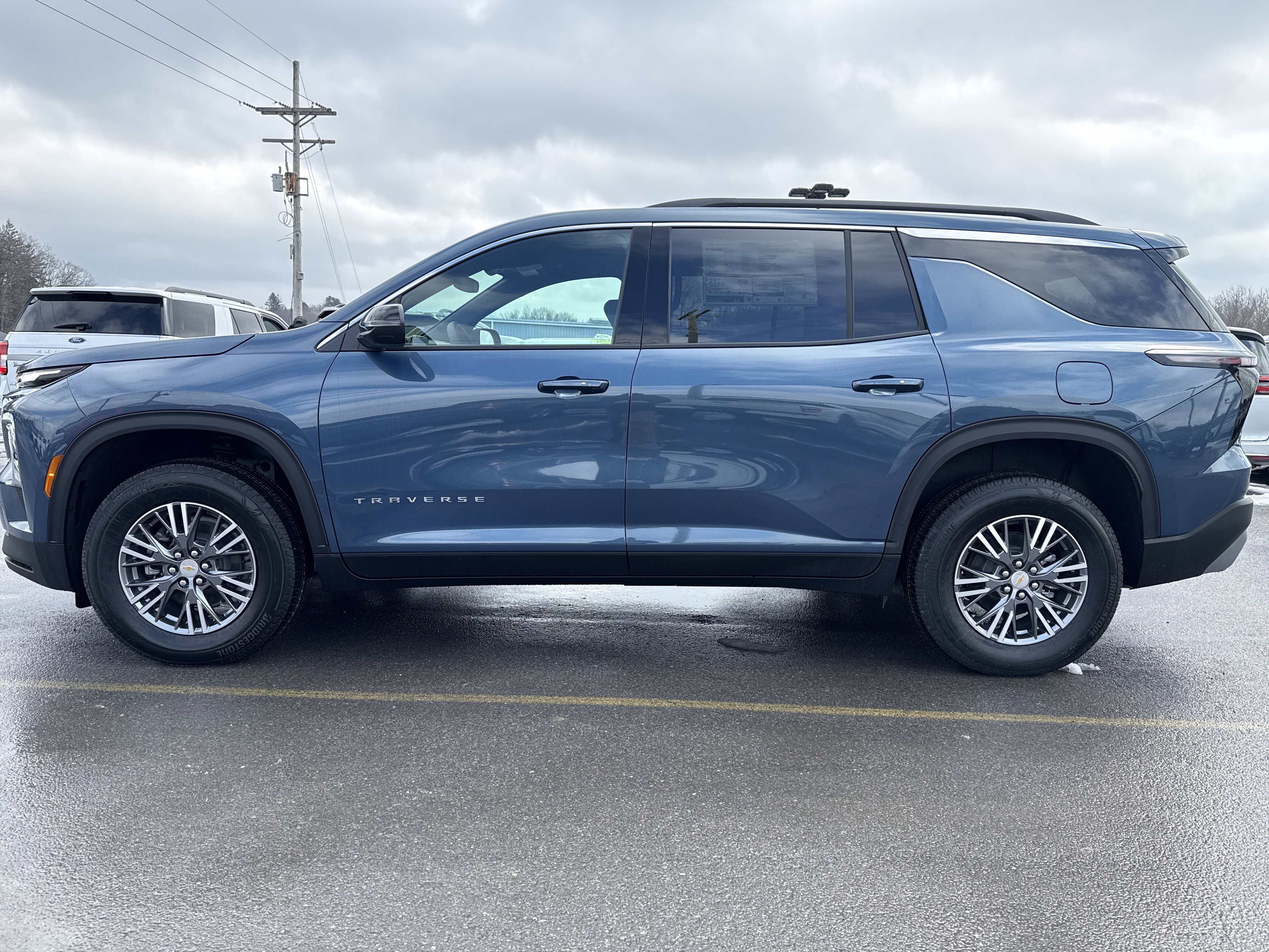 New 2026 Chevrolet Traverse LT w/ LPO, Floor Liner Package image 7