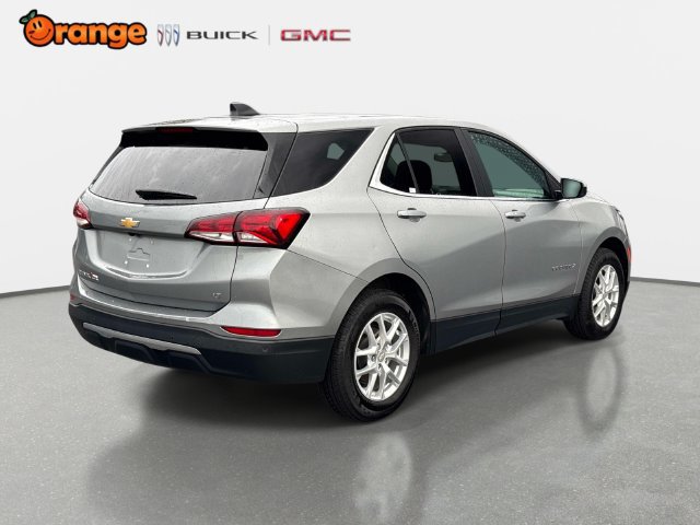 Used 2024 Chevrolet Equinox LT FWD image 3