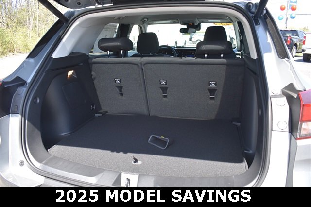 New 2025 Chevrolet TrailBlazer LT w/ Convenience Package image 16