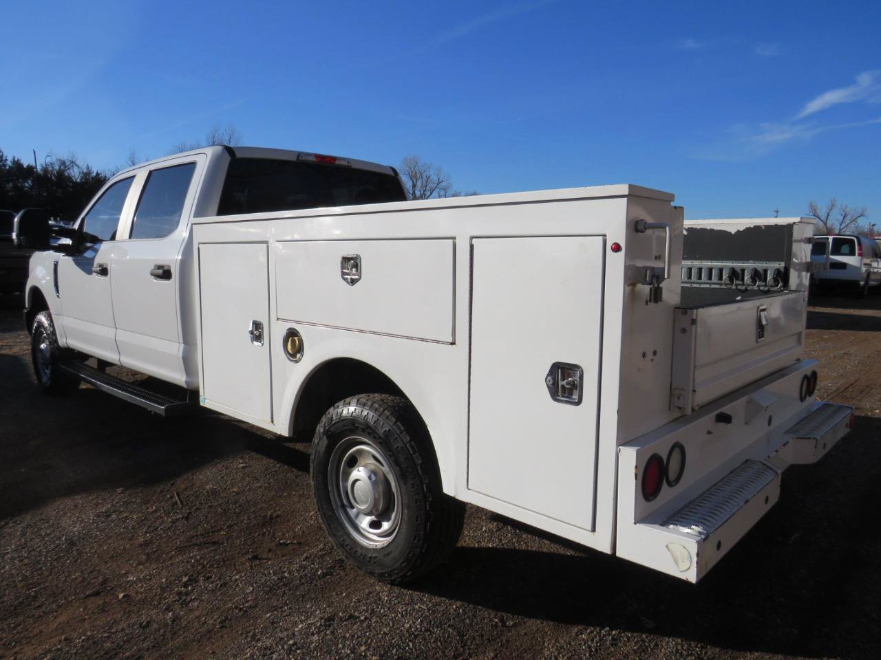 Used 2019 Ford F250 XL w/ Power Equipment Group AWD/4WD image 19