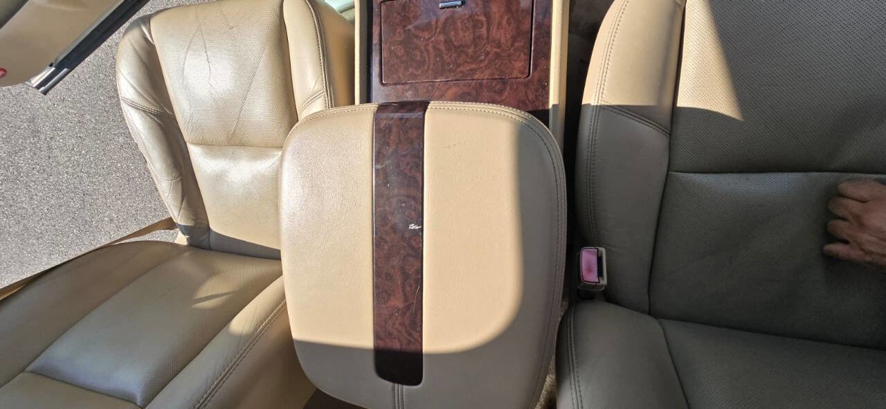 Used 2009 Cadillac Escalade ESV AWD image 43