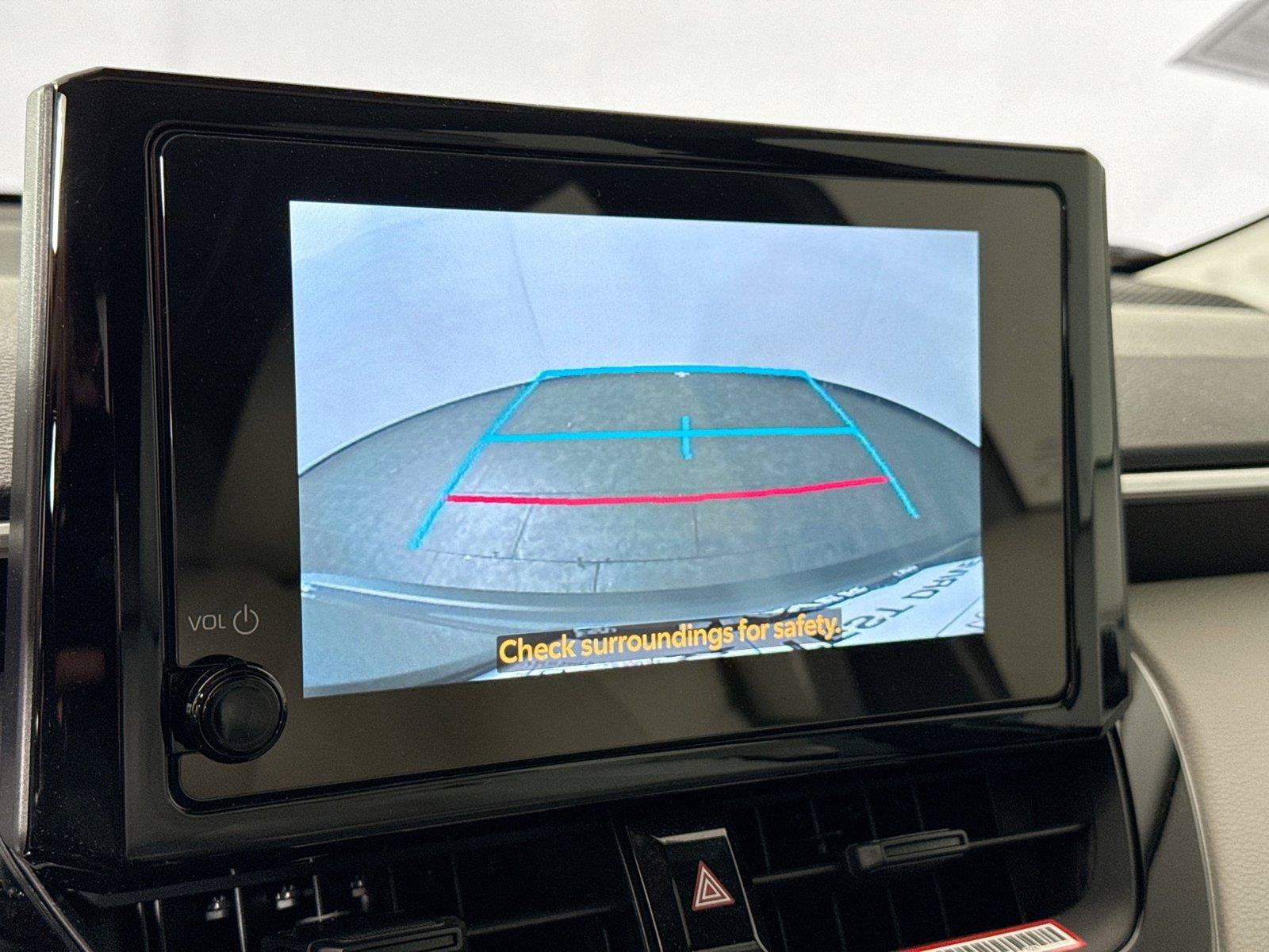Certified 2025 Toyota Corolla Cross LE w/ Moonroof Package FWD image 27