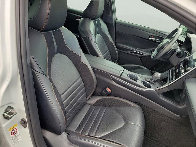Used 2019 Toyota Avalon Touring FWD image 17